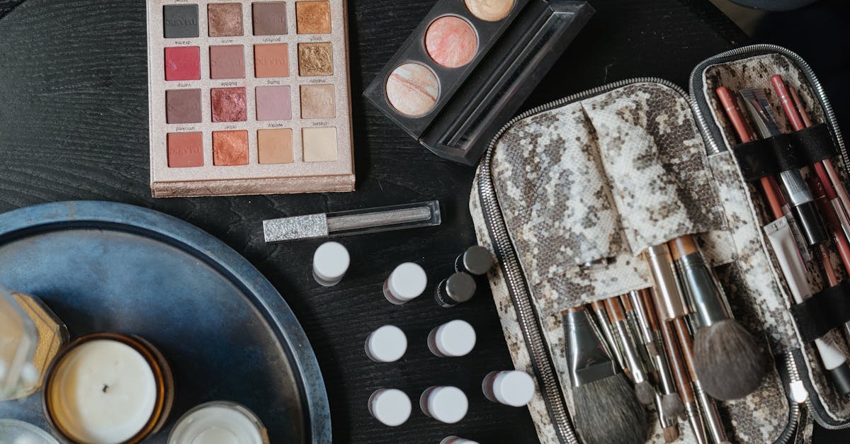 Enhancing Your Makeup Look with Different Eyeliner Styles