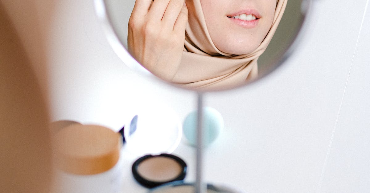 How to Create a Scalp Care Routine Tailored to Your Hair Type